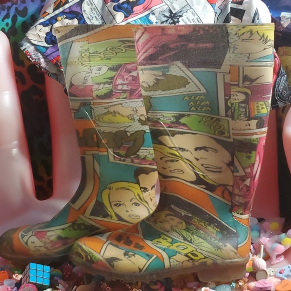 COMIC BOOTS - Picture 2 of 13